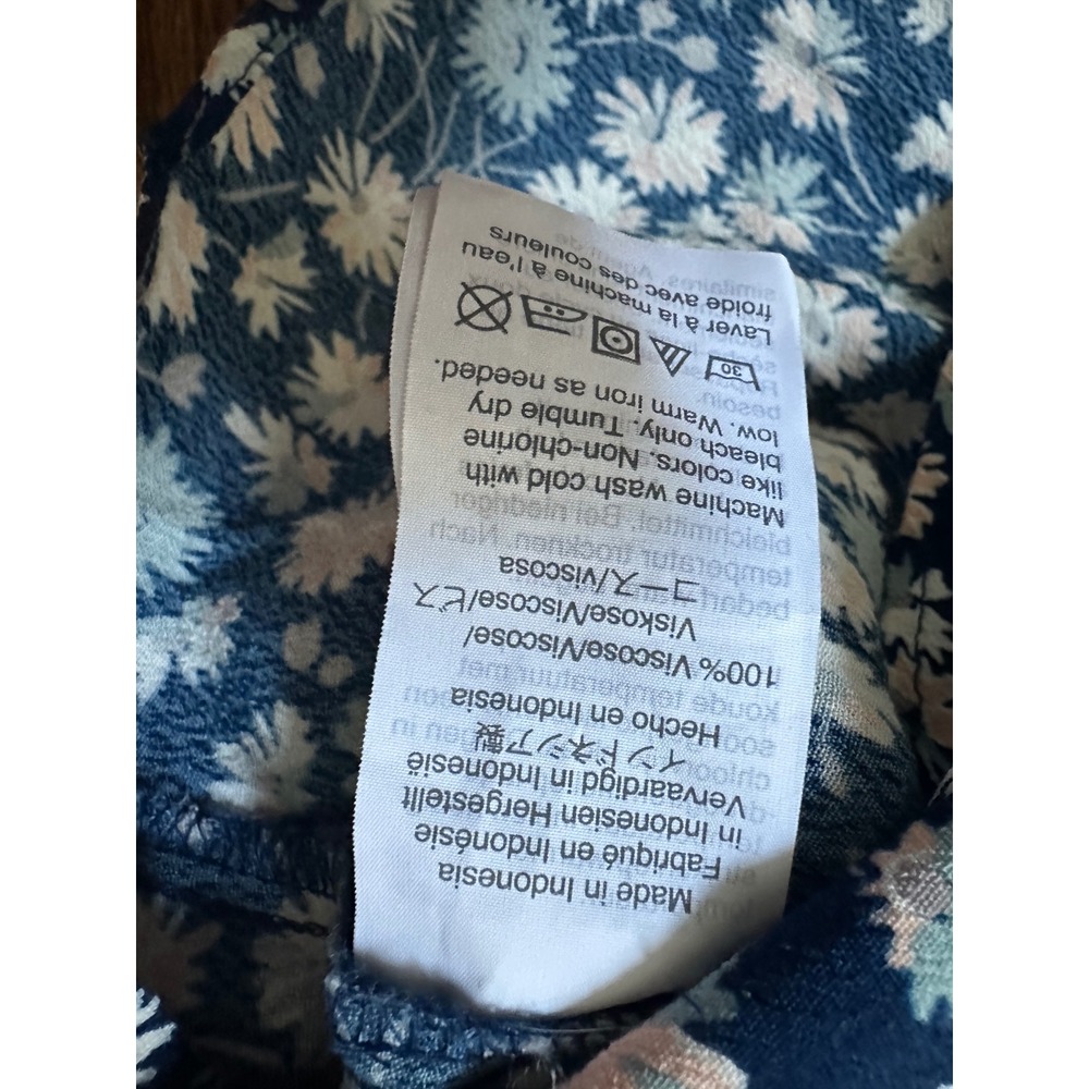 Madewell Tie-Sleeve Button Down Top in French Floral Size Medium - Picture 6 of 9